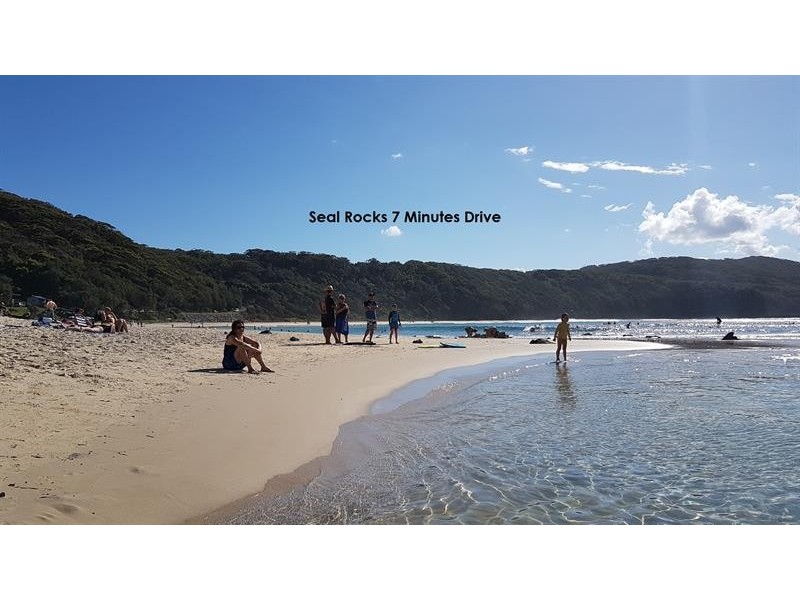 73 Seal Rocks Rd, Bungwahl NSW 2423