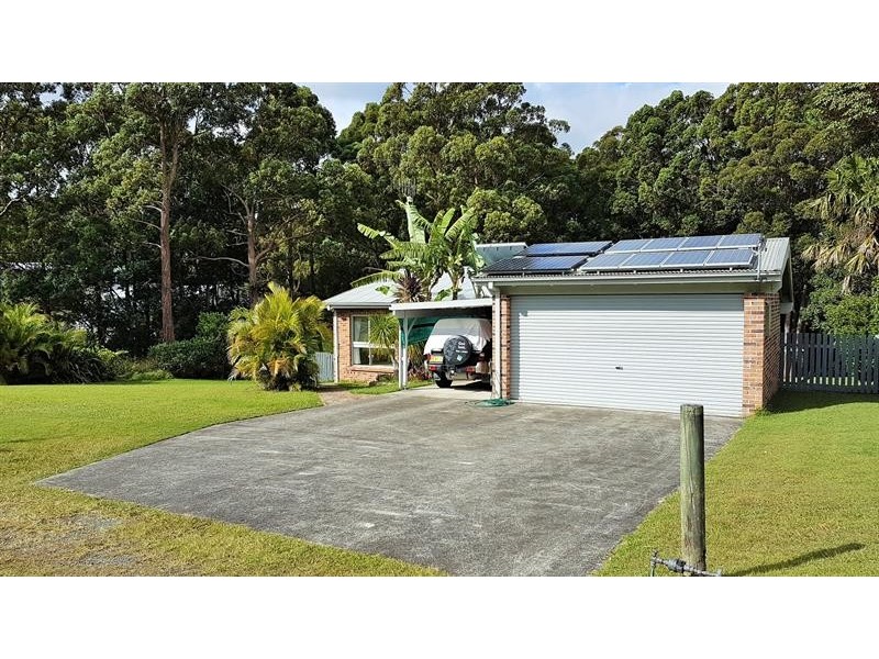 12 Tropic Gardens Dr, Smiths Lake NSW 2428