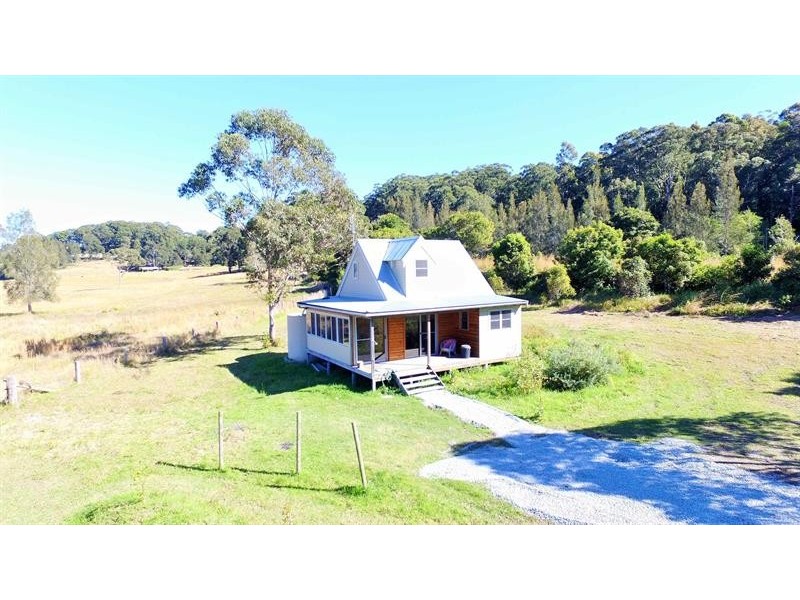 40 Seal Rocks Road, Bungwahl NSW 2423