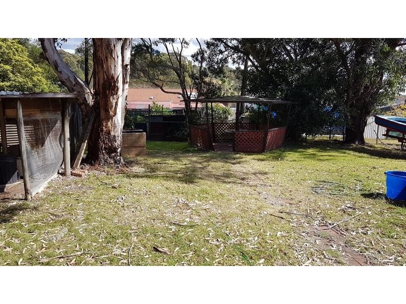 37 Moorooba Rd, Coomba Park NSW 2428
