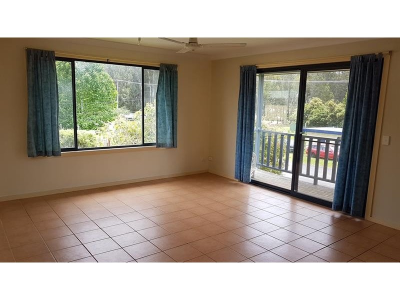 30 Kamarooka St, Coomba Park NSW 2428