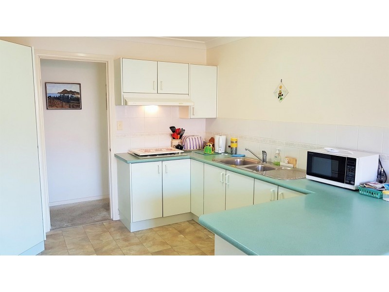 1/7 Hesper Drive, Forster NSW 2428