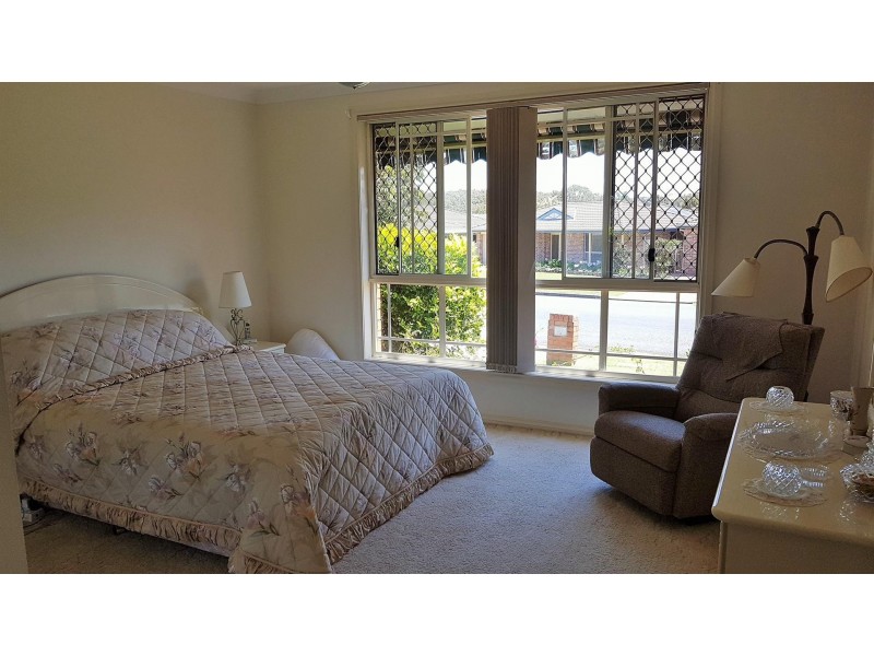 1/7 Hesper Drive, Forster NSW 2428