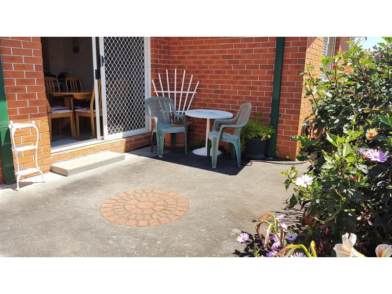 1/7 Hesper Drive, Forster NSW 2428