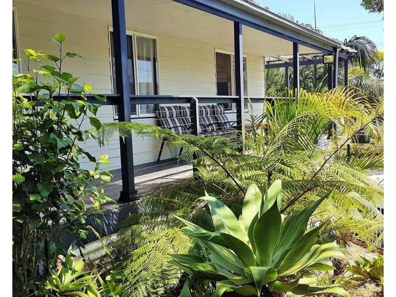 33 Windsor Street, Tarbuck Bay NSW 2428