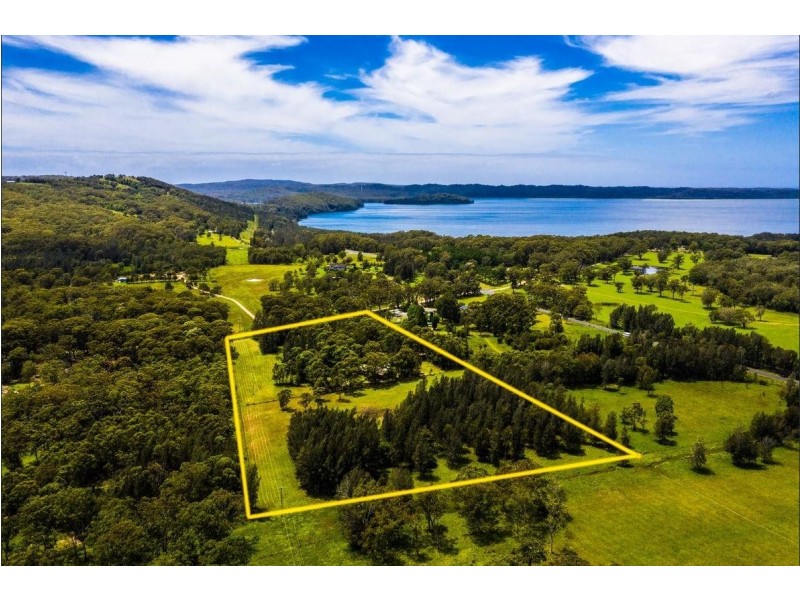 23 Racecourse Road, Bungwahl NSW 2423