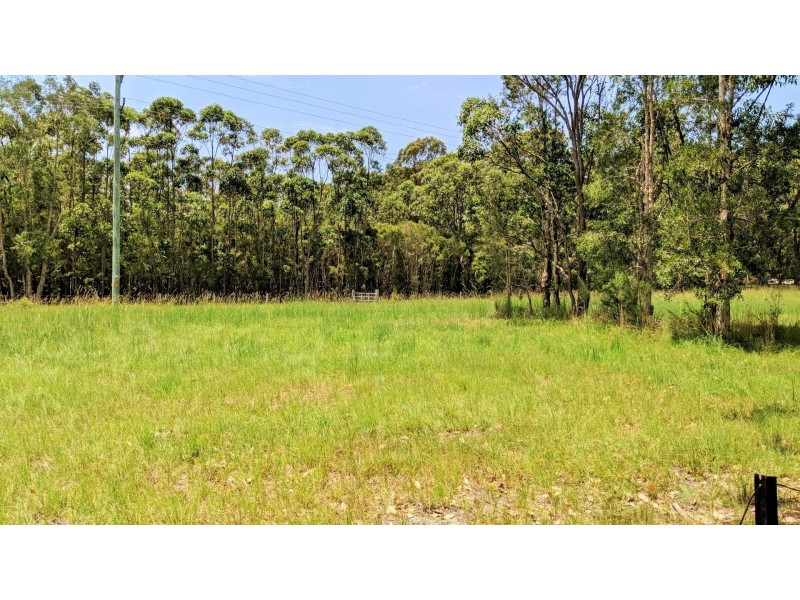 23 Racecourse Road, Bungwahl NSW 2423