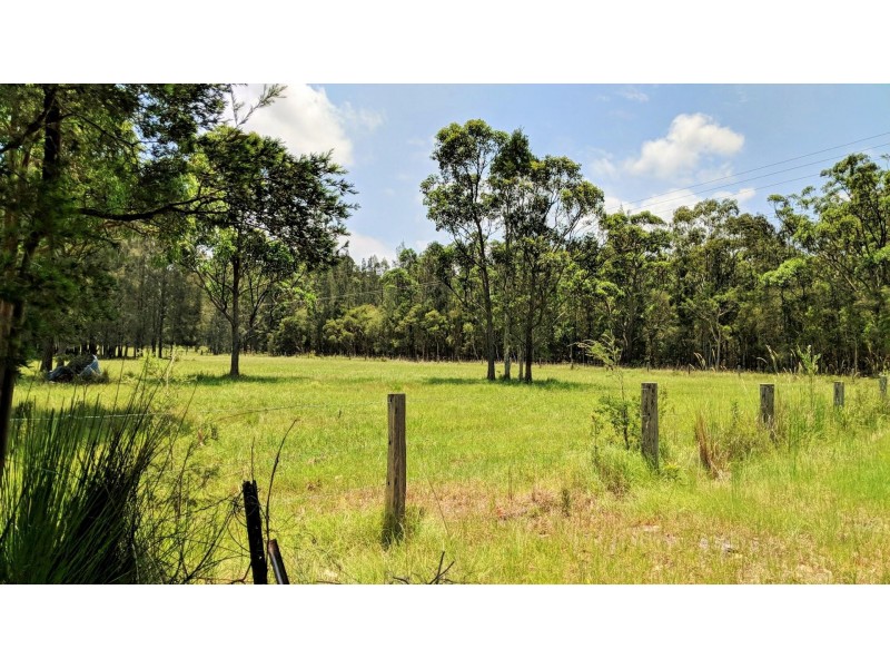 23 Racecourse Road, Bungwahl NSW 2423