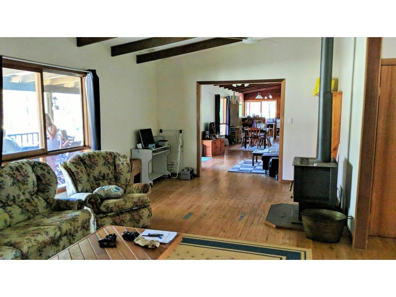 23 Racecourse Road, Bungwahl NSW 2423