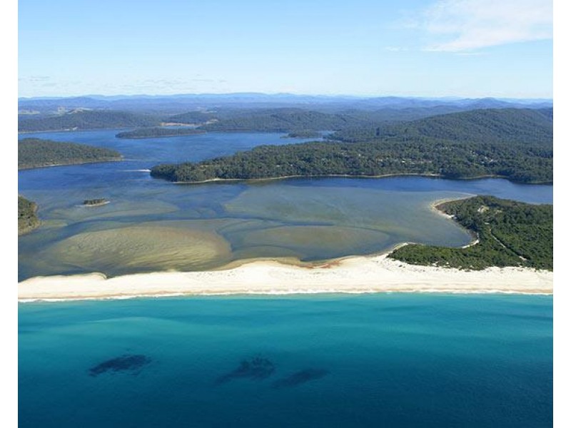 37 Fourth Ridge Road, Smiths Lake NSW 2428
