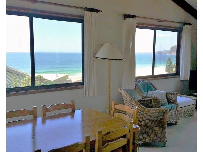 16 Headland Road, Blueys Beach NSW 2428