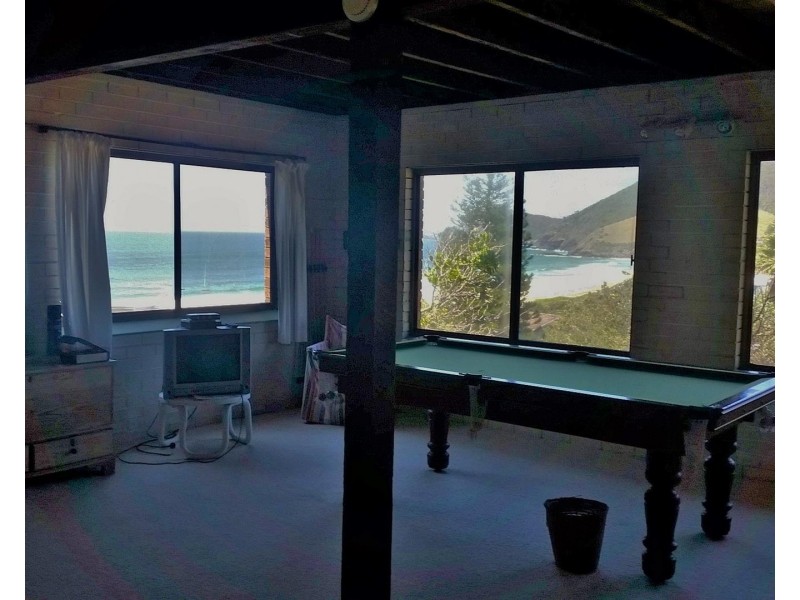 16 Headland Road, Blueys Beach NSW 2428