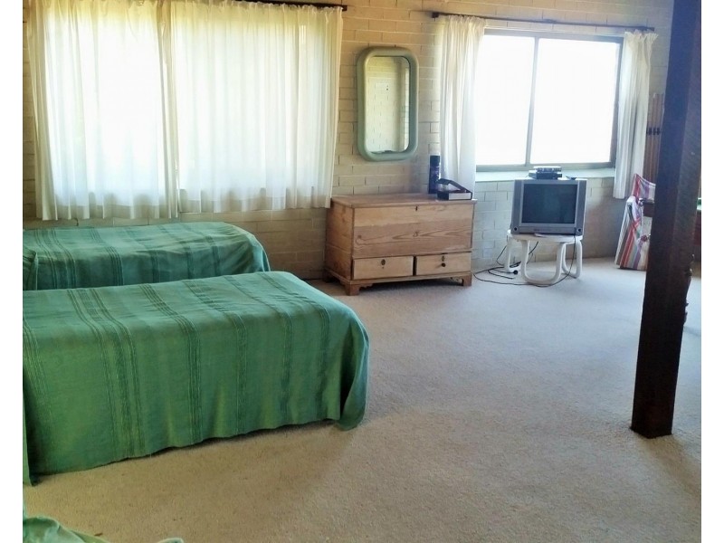 16 Headland Road, Blueys Beach NSW 2428