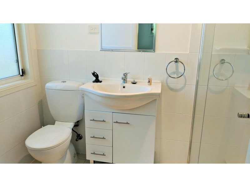 38 Windsor Street, Tarbuck Bay NSW 2428