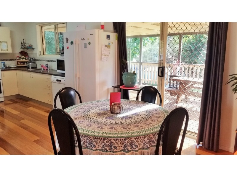 8 The Lakes Way, Tarbuck Bay NSW 2428