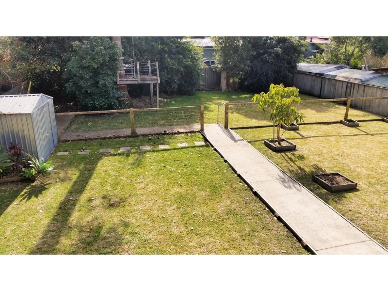 8 The Lakes Way, Tarbuck Bay NSW 2428