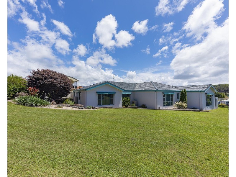 2 Undara Circuit, Forster NSW 2428
