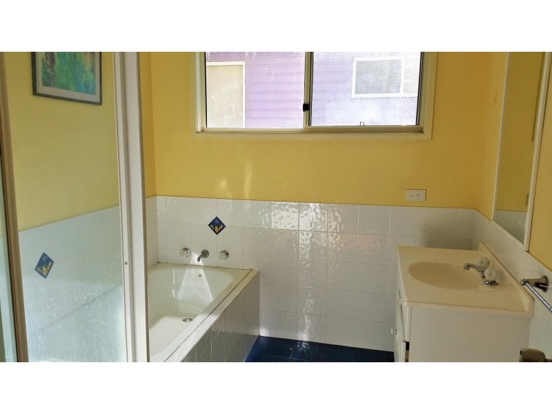 25 Charles Street, Smiths Lake NSW 2428