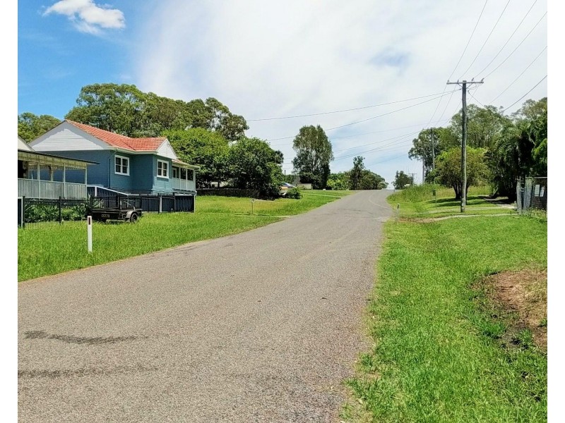 23 Kamarooka  Street, Coomba Park NSW 2428