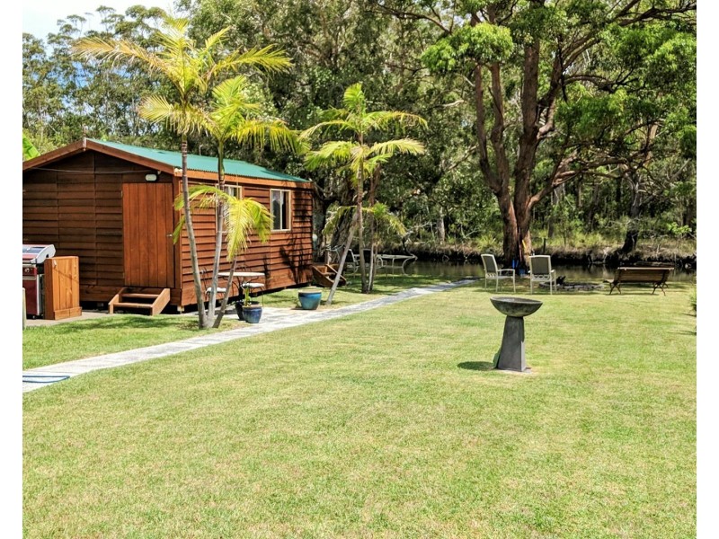 207 – 208 Charlotte Bay Street, Charlotte Bay NSW 2428