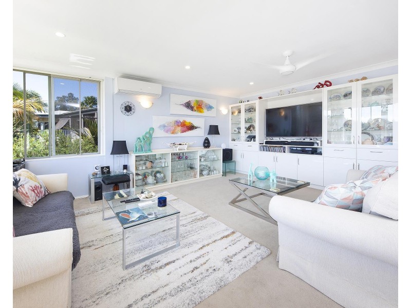 53 Seabreeze Parade, Green Point NSW 2428