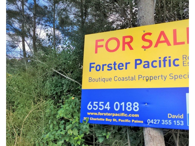 8 Illawarra Crescent, Coomba Park NSW 2428