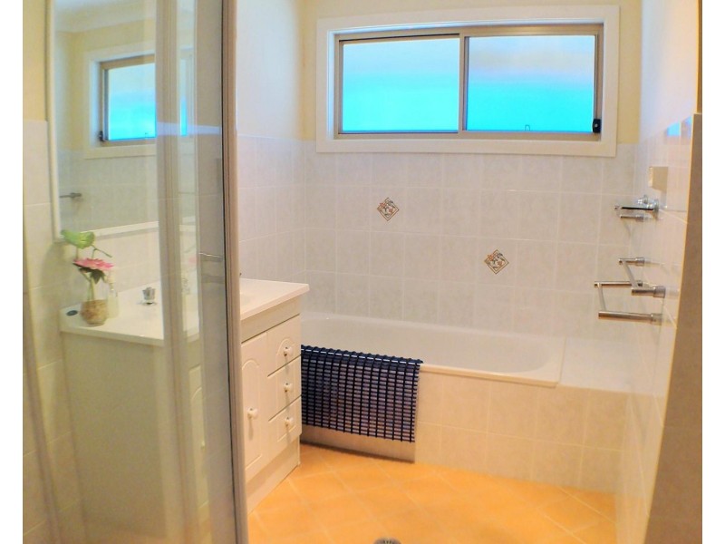 1 Kirribilli Avenue, Coomba Park NSW 2428