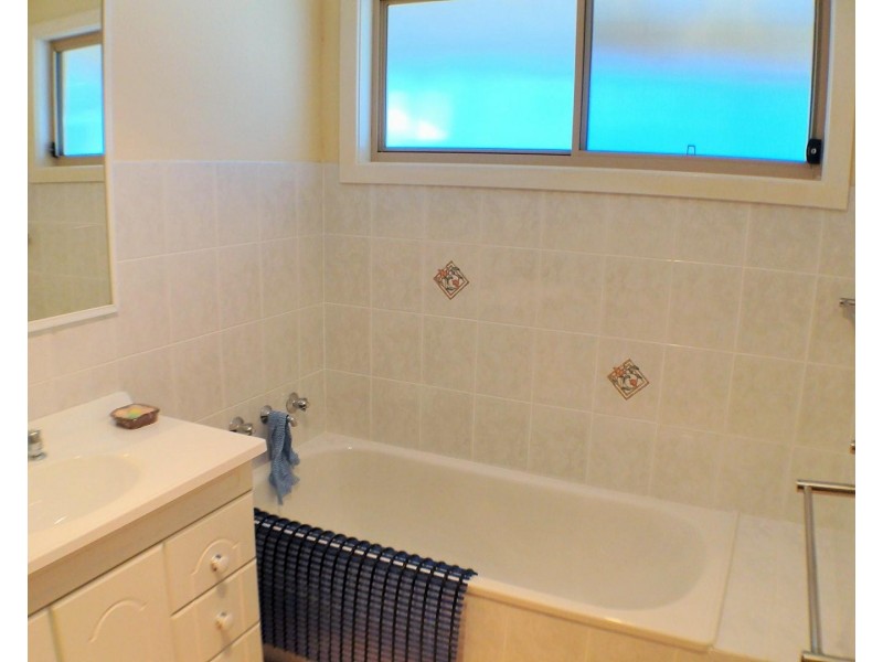 1 Kirribilli Avenue, Coomba Park NSW 2428