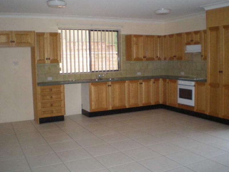 1/74 Kirkdale Dr, Charlestown NSW 2290