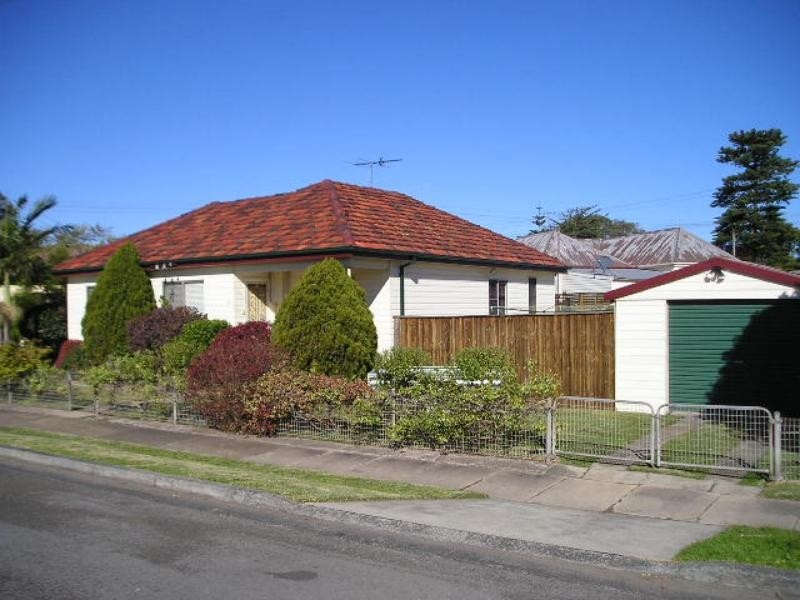 71 Macquarie  St, Mayfield NSW 2304