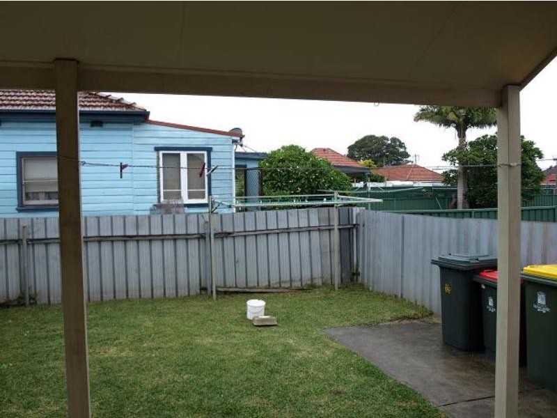 16a Baker St, Mayfield NSW 2304