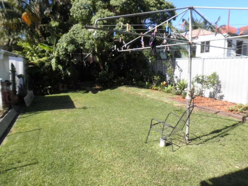 9 Tighes  Tce, Tighes Hill NSW 2297