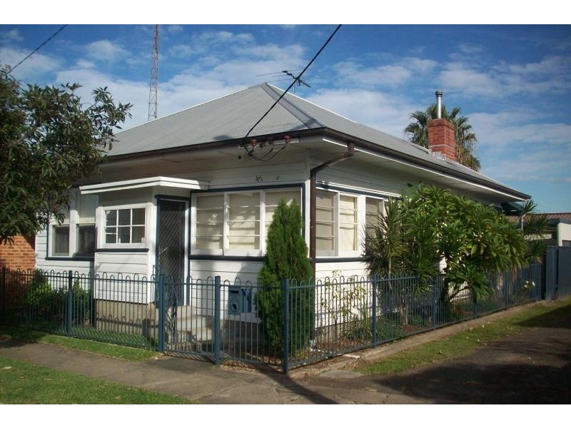 47 Nile St, Mayfield NSW 2304