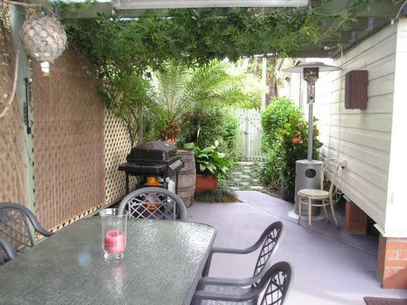 11 Station St, Waratah NSW 2298