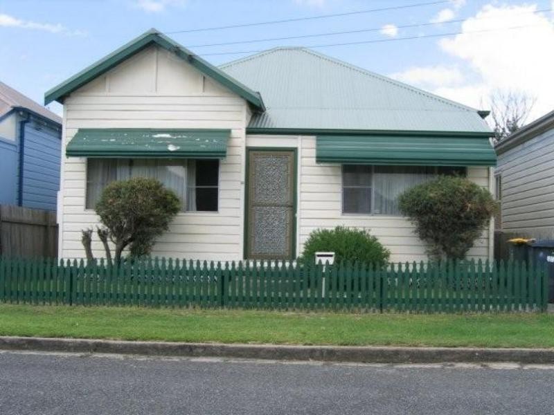 13 Villiers St, Mayfield NSW 2304