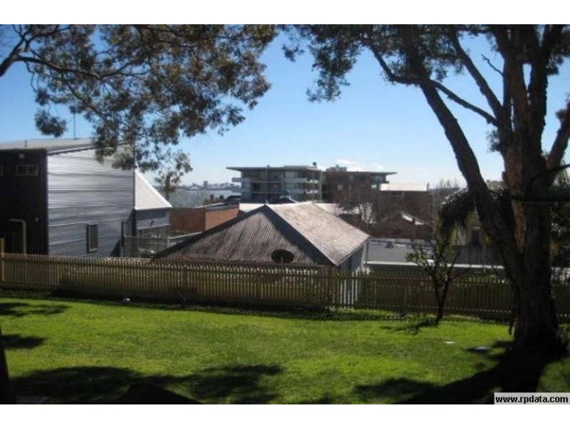 44 Perkins St, Newcastle NSW 2300