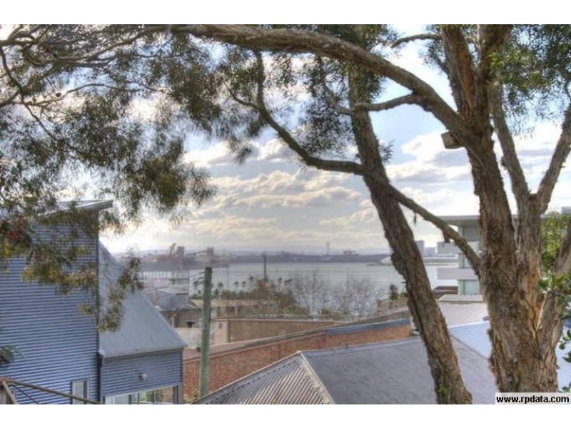 44 Perkins St, Newcastle NSW 2300