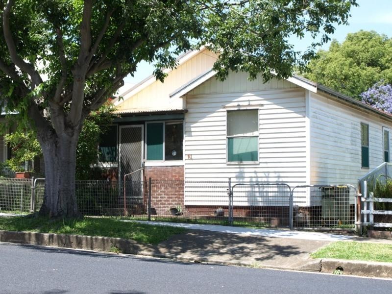 91 Margaret St, Mayfield East NSW 2304