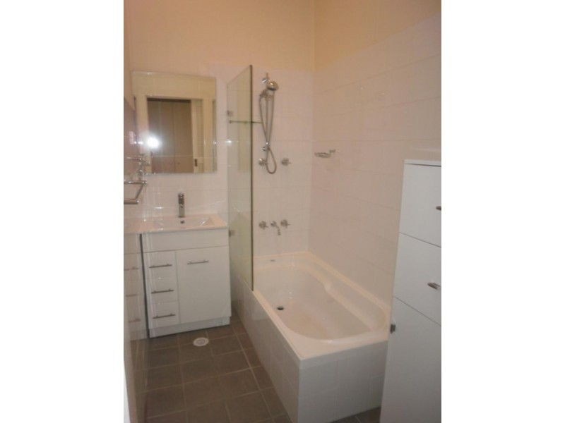 39 Tighes  Tce, Tighes Hill NSW 2297