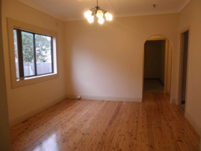 23 Waratah St, Mayfield NSW 2304