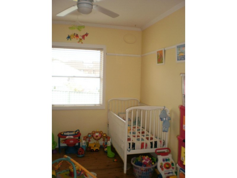 51 Patricia Ave, Charlestown NSW 2290