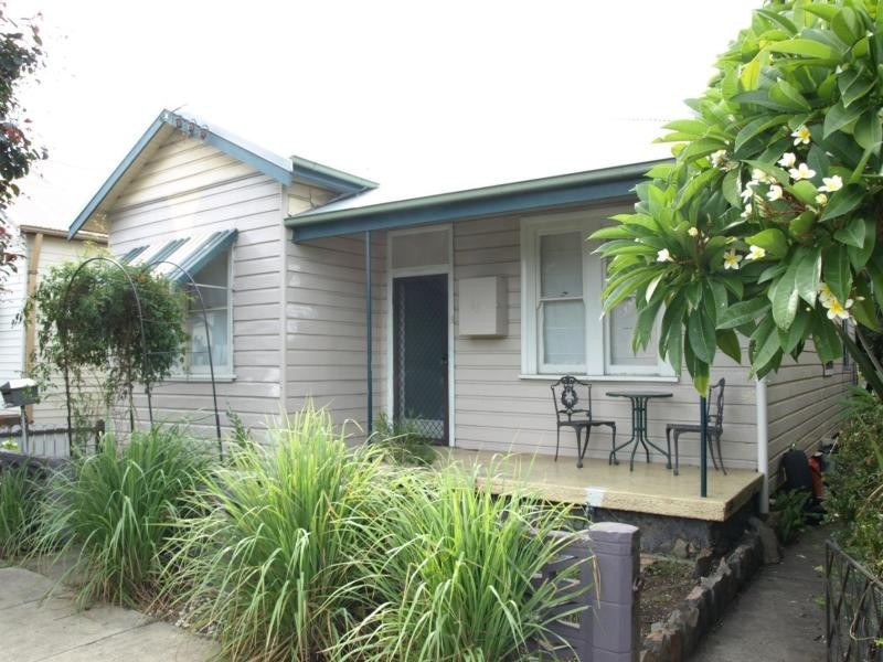 63 Margaret St, Mayfield East NSW 2304