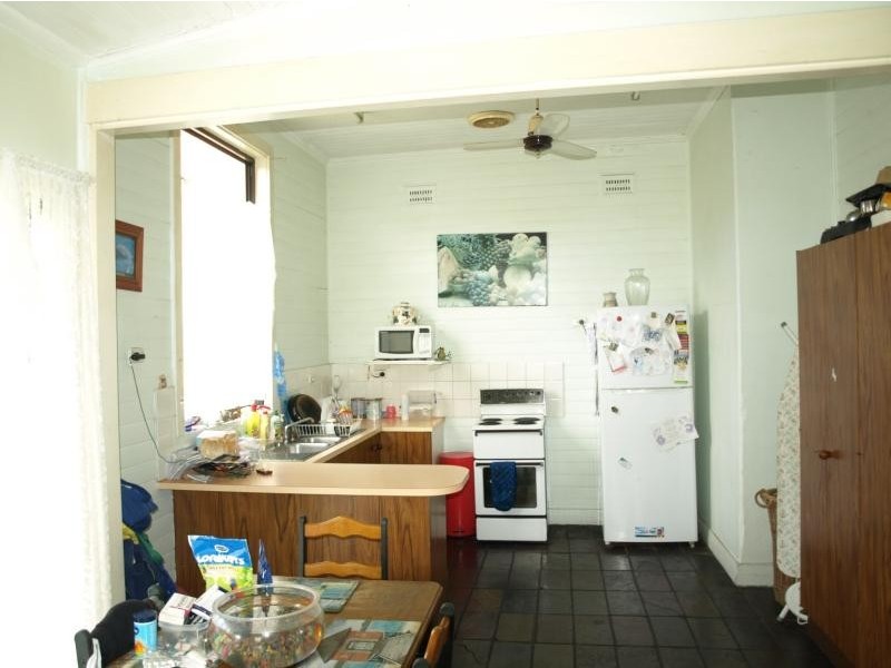 33 Girling St, Islington NSW 2296