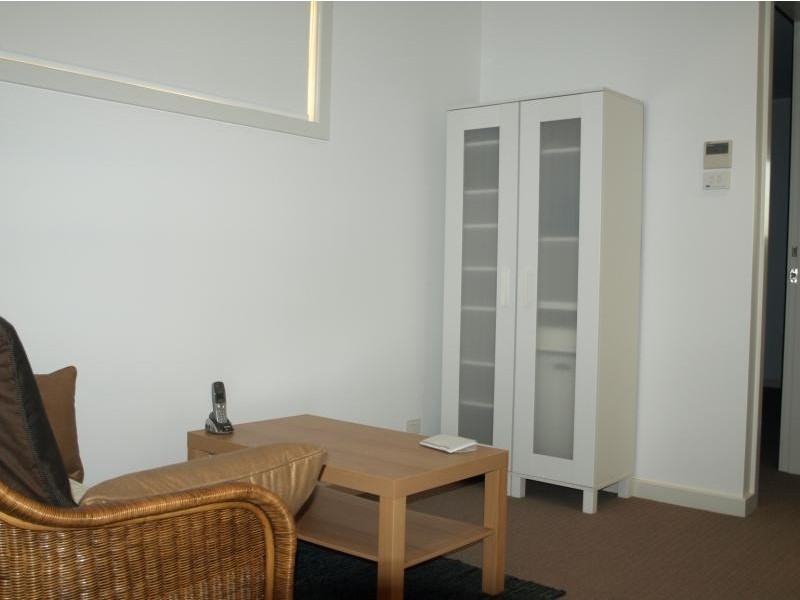 16 Darling St, Hamilton South NSW 2303