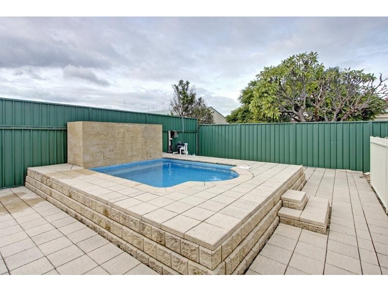 40 Valencia St, Mayfield NSW 2304