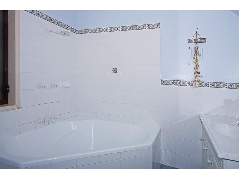 1 Woodlands Way, Medowie NSW 2318