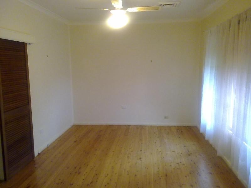 18 Charles St, Blackalls Park NSW 2283