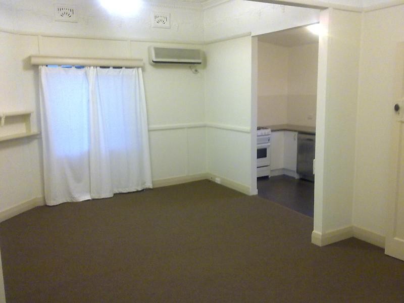 7 Denison  St, Mayfield NSW 2304