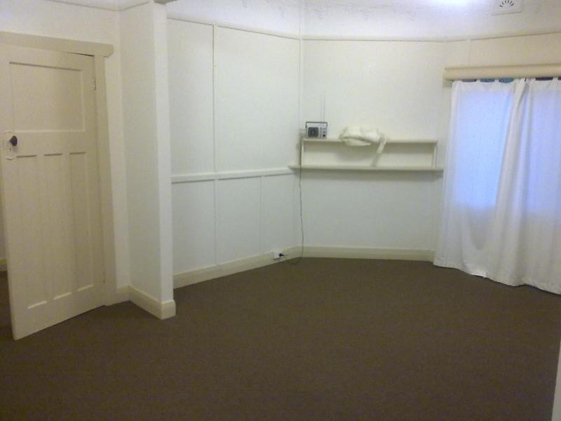 7 Denison  St, Mayfield NSW 2304