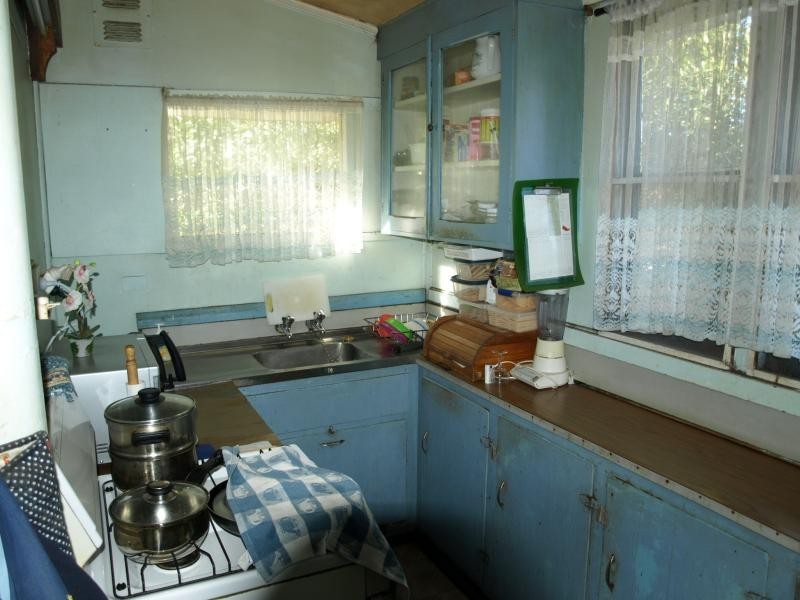 39 Crebert St, Mayfield East NSW 2304